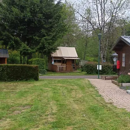 Campsite Mobil-home Avec Terrasse - 4 Pers. - Api-1-52-2034 La Tour-d'Auvergne